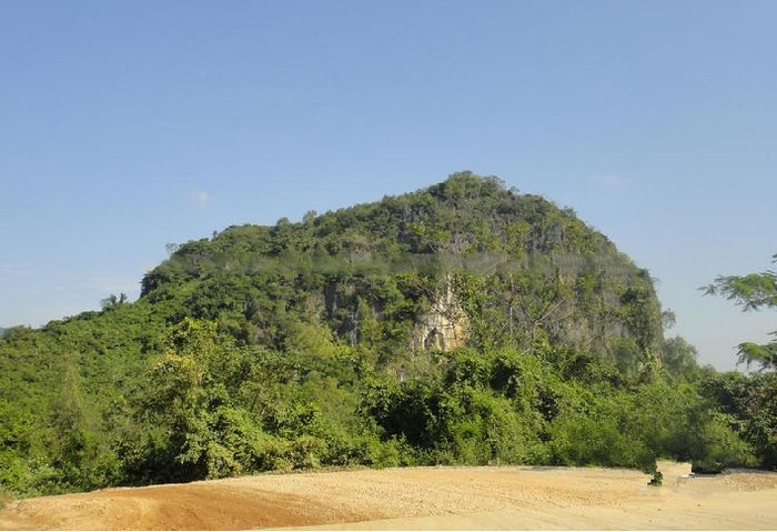 周边配套：落笔峰