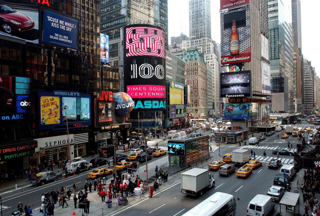 “中国的海南岛、世界的自贸港”招商宣传登陆纽约时代广场